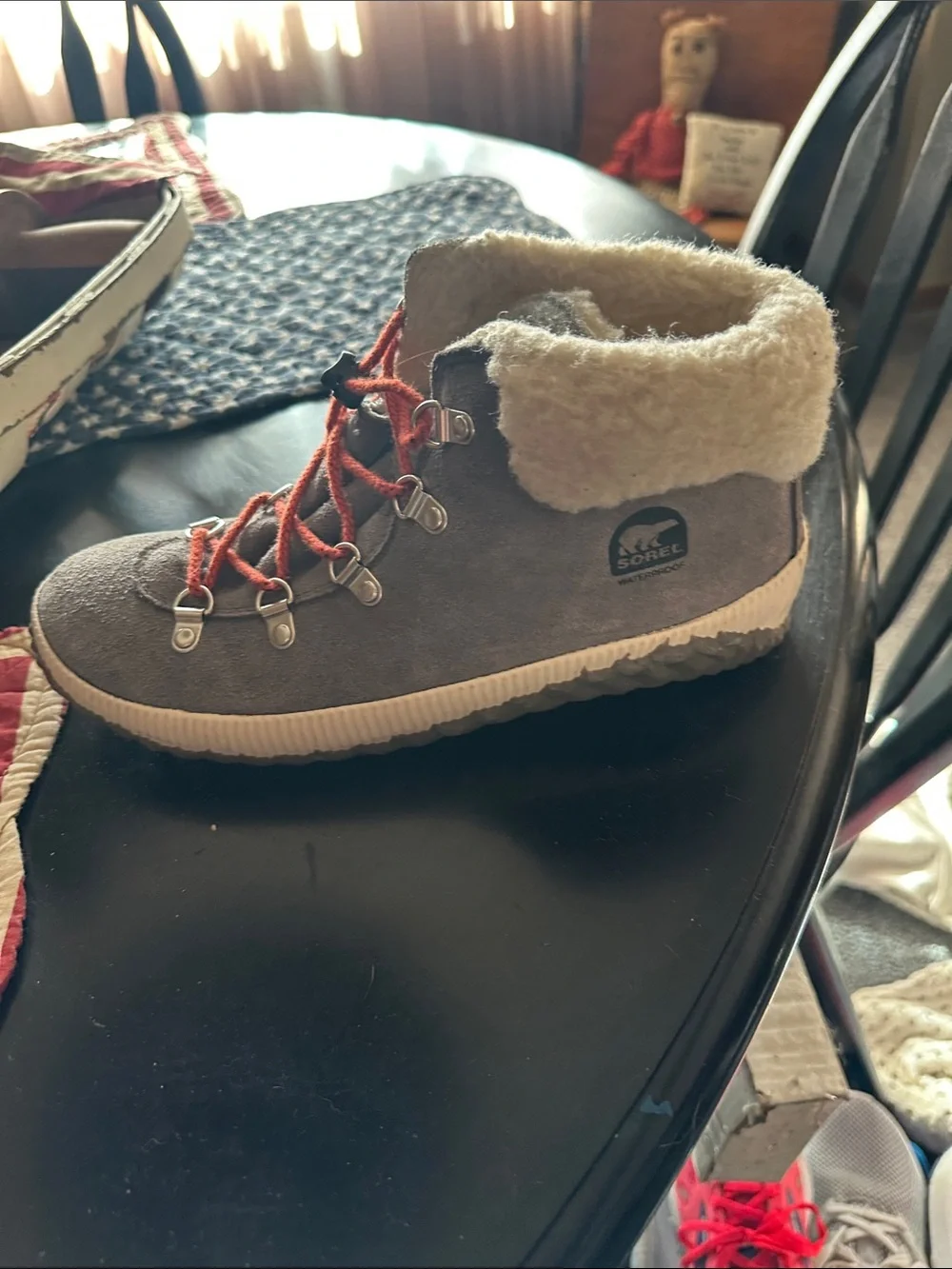Sorel Women's Gray Suede Winter Boots with Red Laces